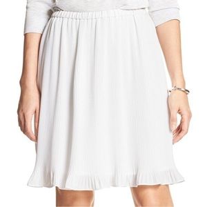 Banana Republic Plisse skirt